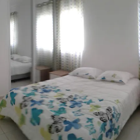 Residencial Marion, C-102 Hotel
